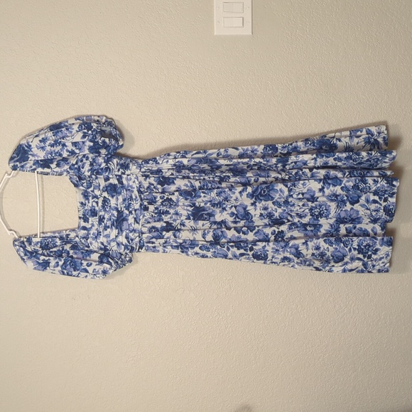 Abercrombie and Fitch Emerson Poplin Puff Sleeve blue white floral midi dress - Picture 2 of 10